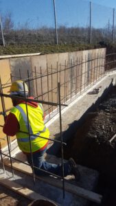 Retaining wall, rebar layout before pouring of concrete