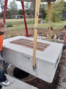 Setting concrete vaults