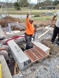 Setting concrete vaults