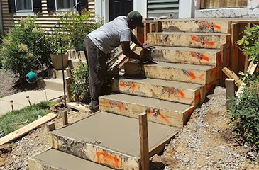 Concrete stoop and steps